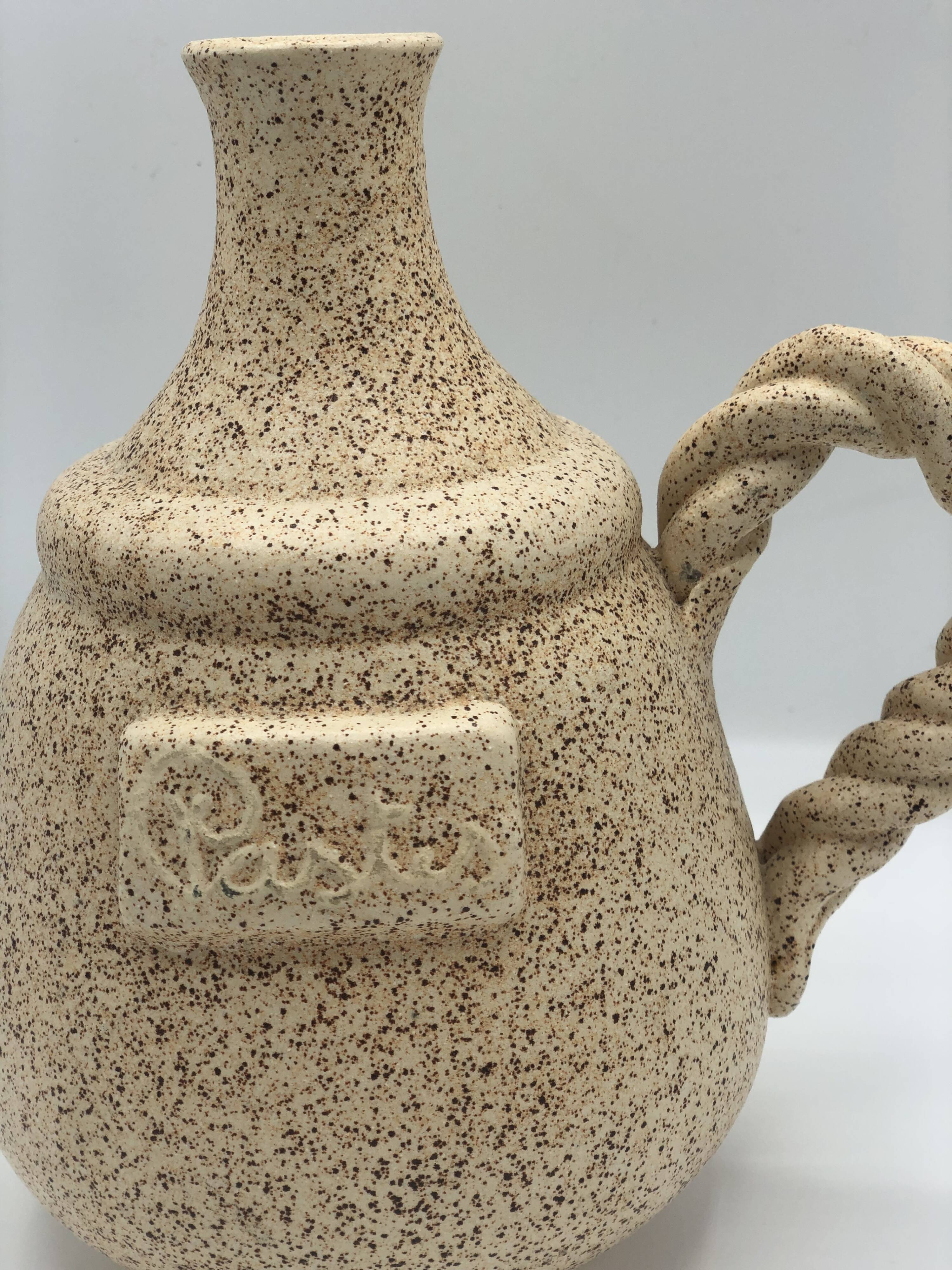 Pastis amphora