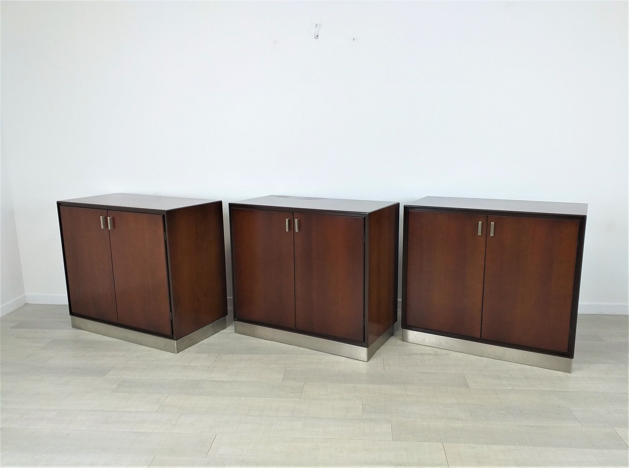 Commode buffet office storage rosewood Gianni Moscatelli vintage 70s