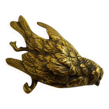 Small paperweight sculpture of a dead bird in bronze / gilded brass.