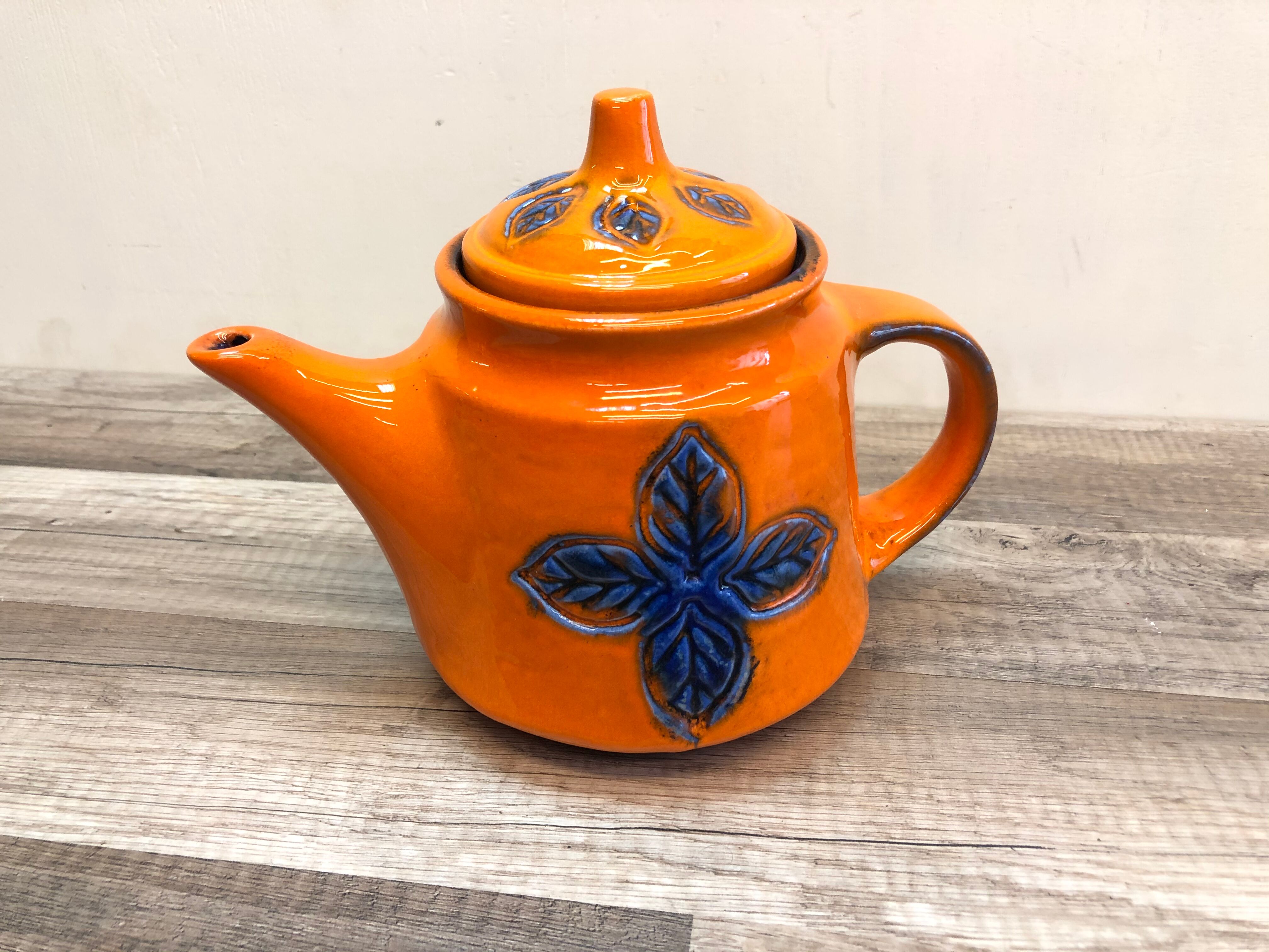 Carstens-Tunnieshoft west germany vintage 70 orange teapot