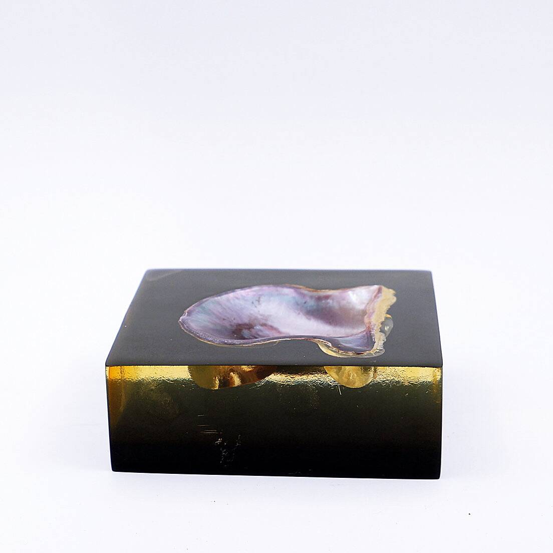 Jean Claude Dresse / Pierre Giraudon Inclusion of Pearl Oyster Shell