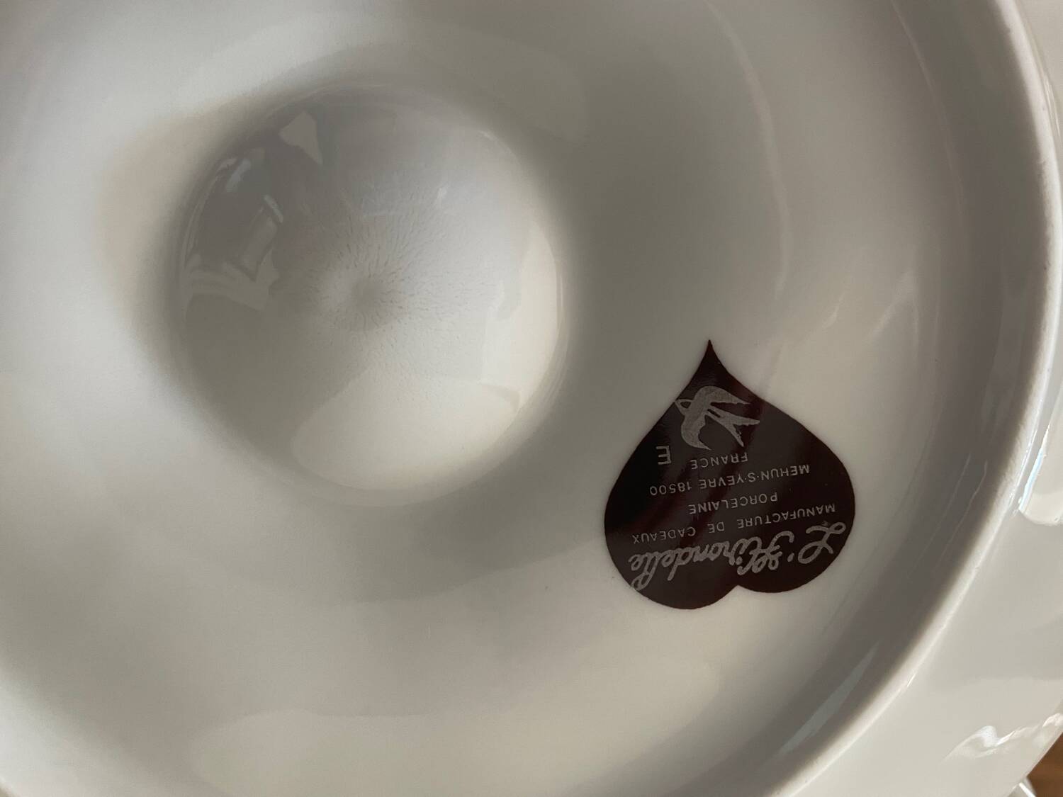 Porcelain oyster plates "The swallow" Melun sur Yevre