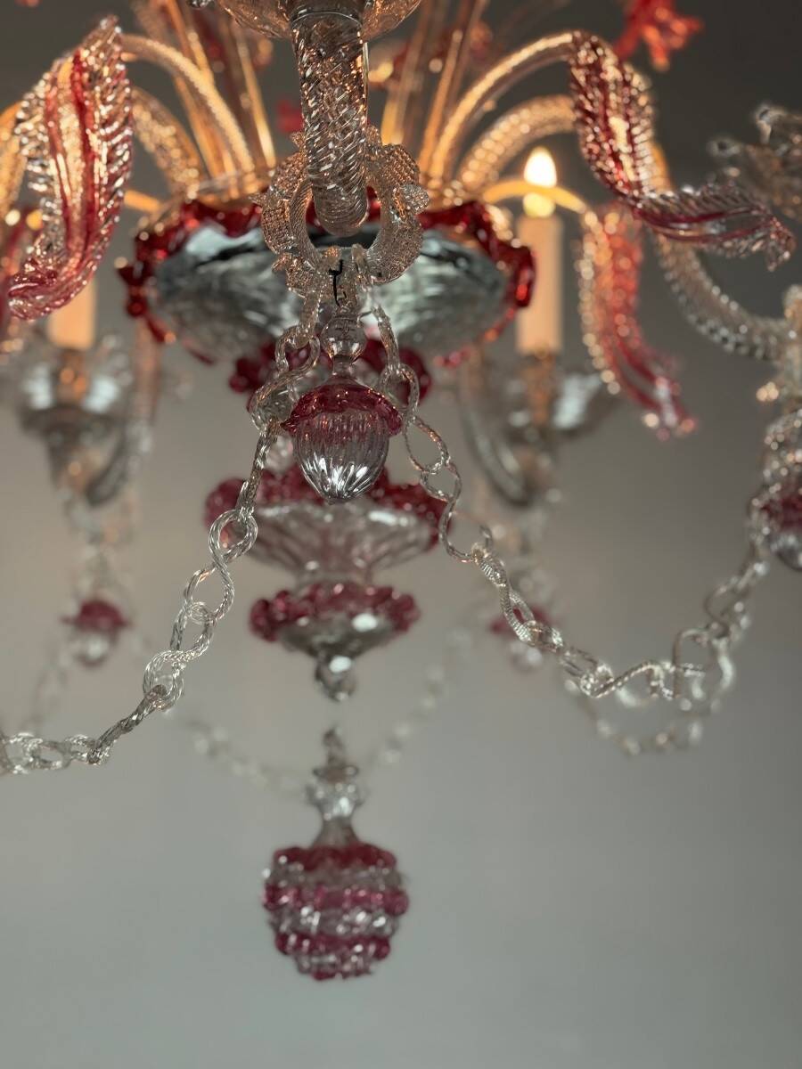 Venetian chandelier in colorless and red Murano glass, 5 light arms
