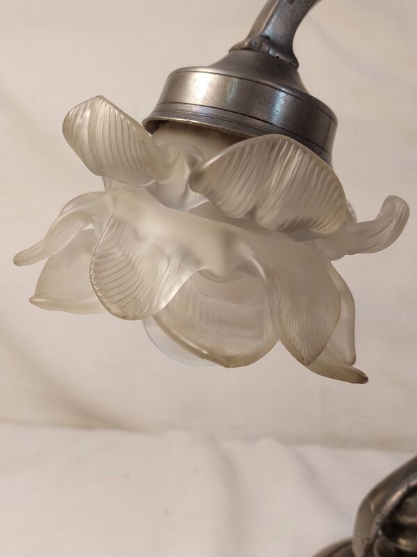 Lampe de table Art Déco en étain véritable circa 1920
