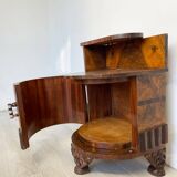 Table de chevet unique en noyer de style Art déco italien, années 1930.
