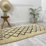 Handcrafted Moroccan Berber carpet 180 X 92 CM