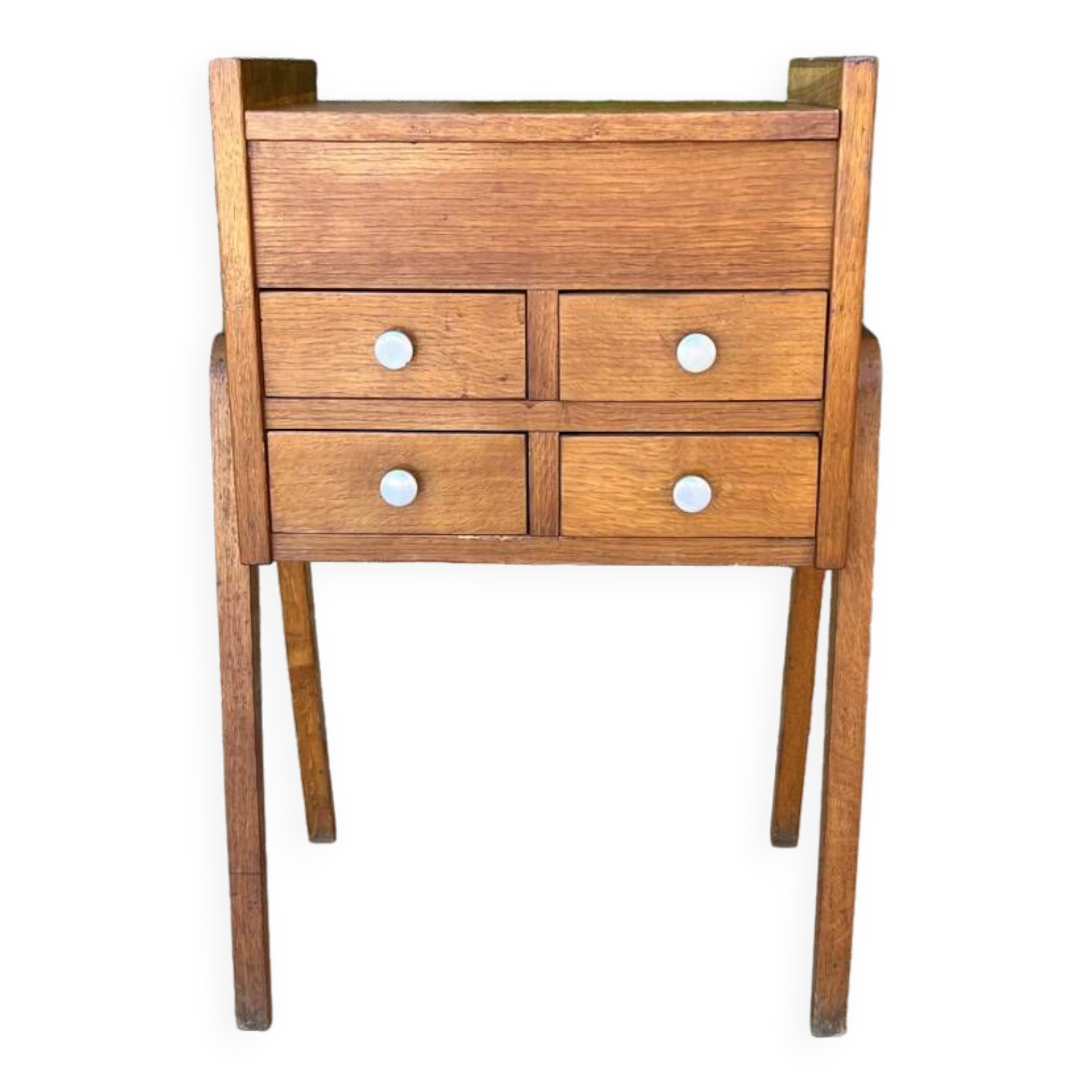 Small storage unit from the 50s