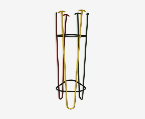 Porte manteau moderniste