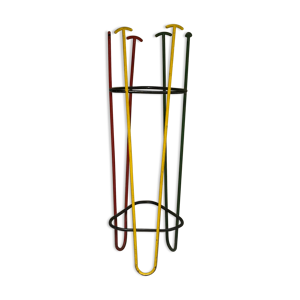 Porte manteau moderniste