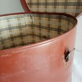 Old hat box SILKA diameter 39 cm