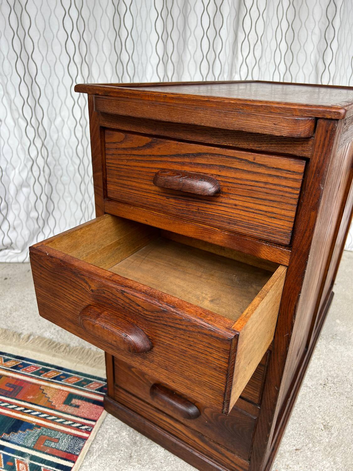 Ancien caisson de bureau en chêne, double face