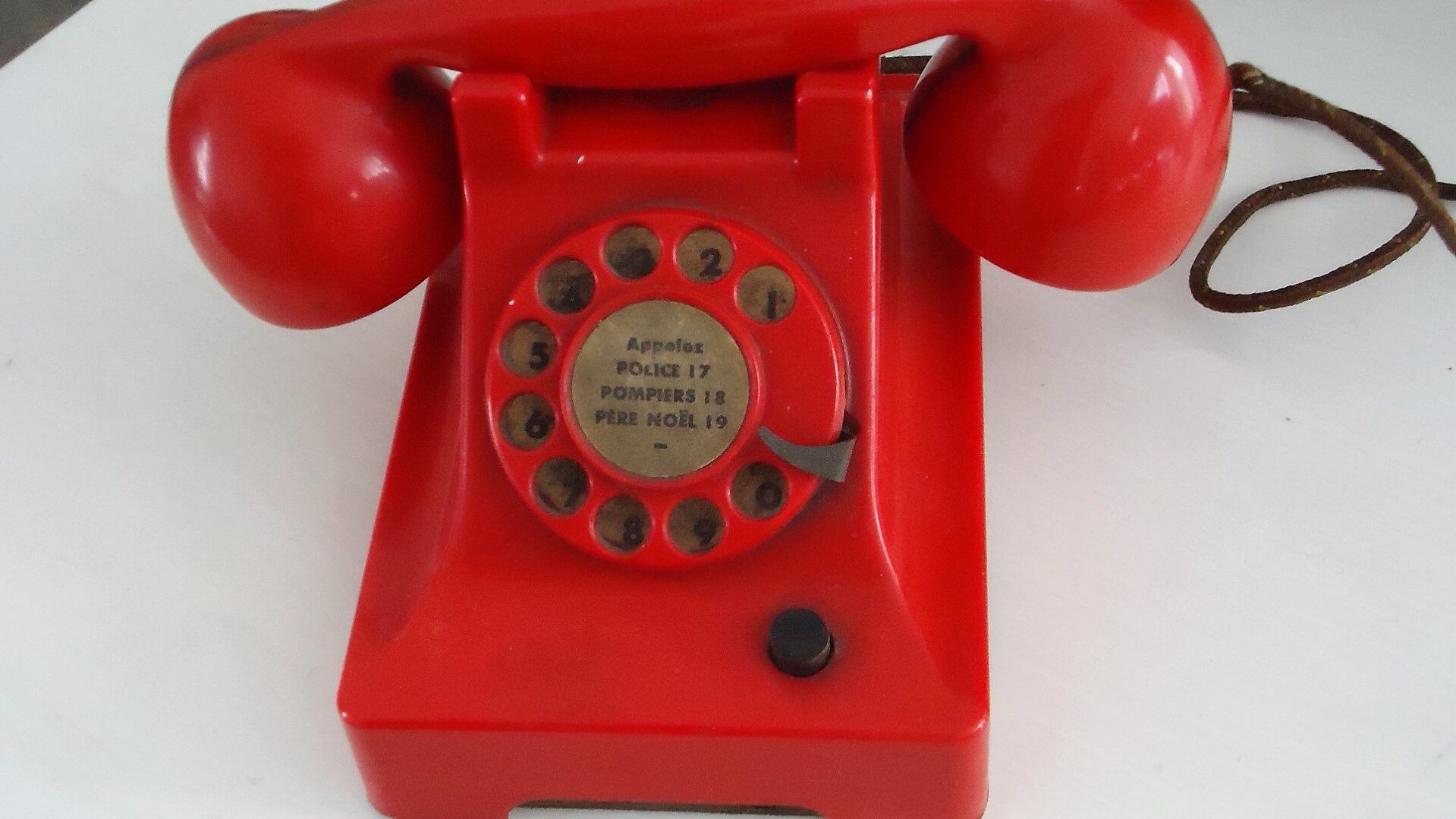 Red houet phone
