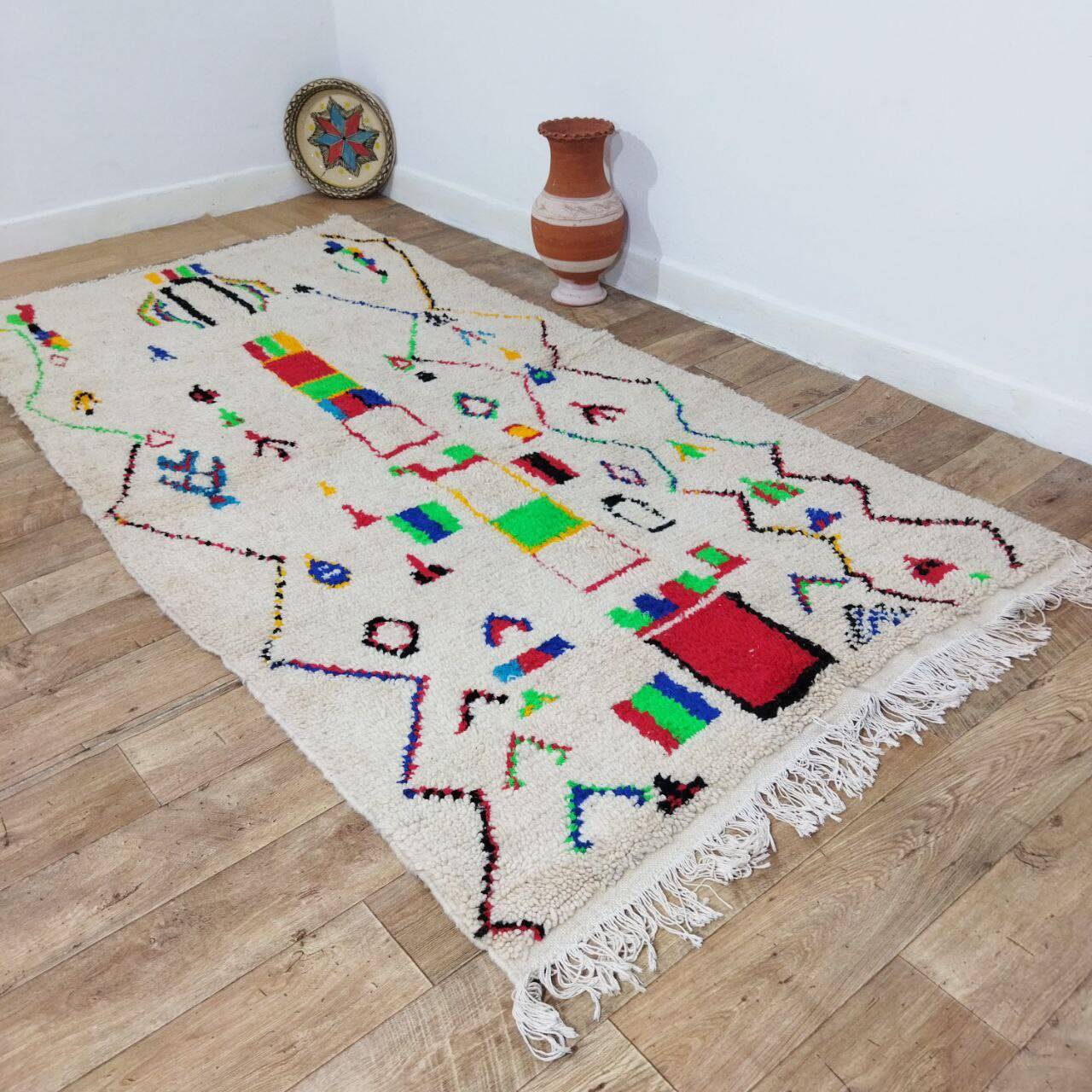 Tapis berbère marocain artisanal fait main 270 X 136 CM