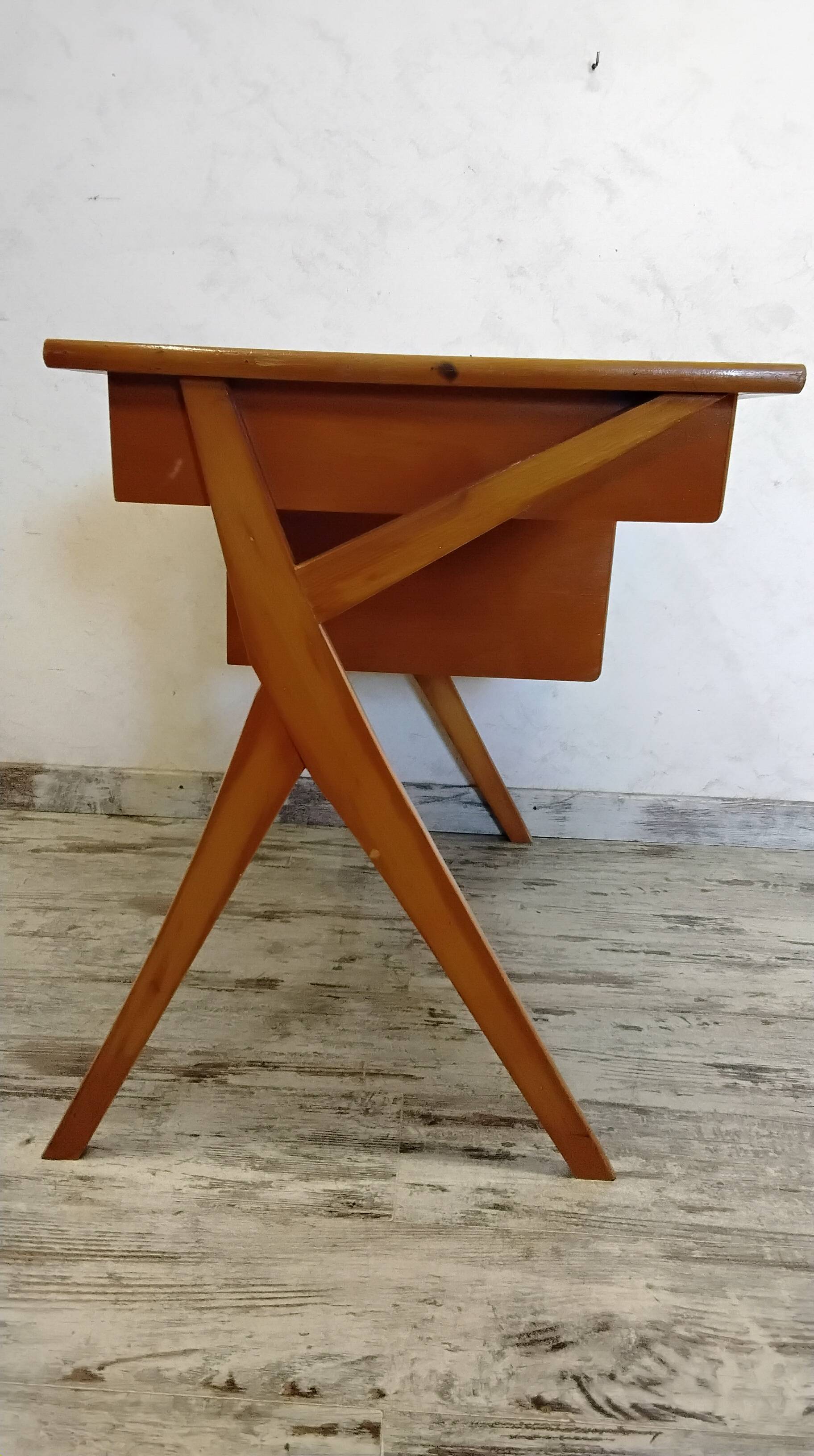 Bureau vintage pieds compas et sa chaise années 50/60