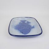 Large St Clément dish with blue fish decoration