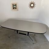 Table room table conference by Charles Ray Eames for Vitra