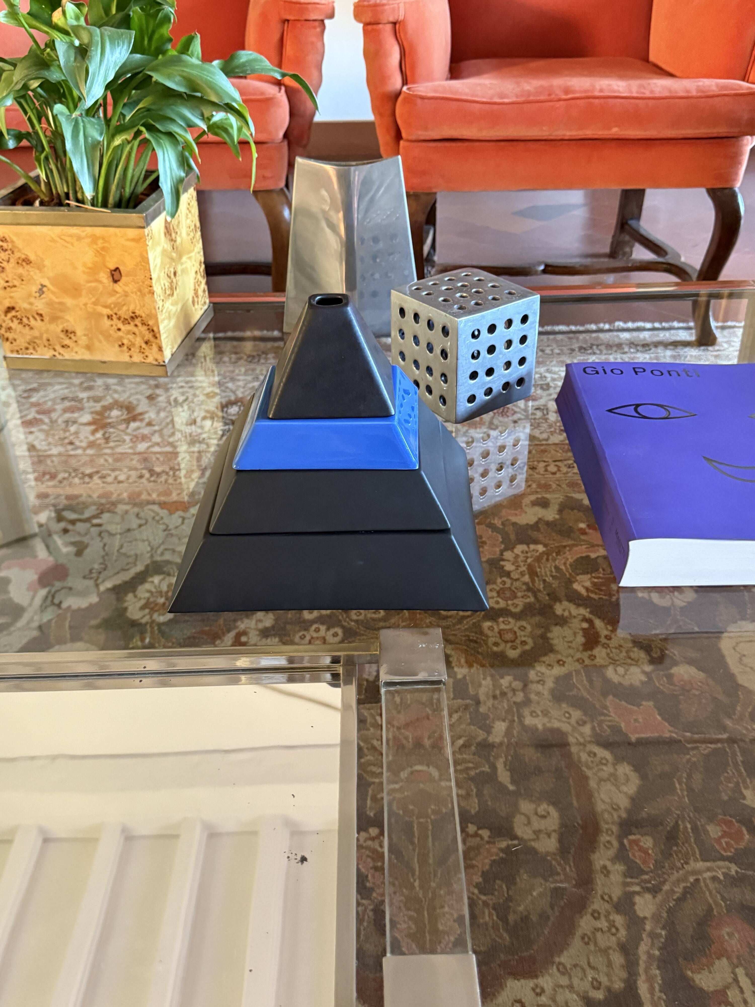 Pyramid shaped stacked ceramic ashtrays / centerpiece Amalgames France 1980