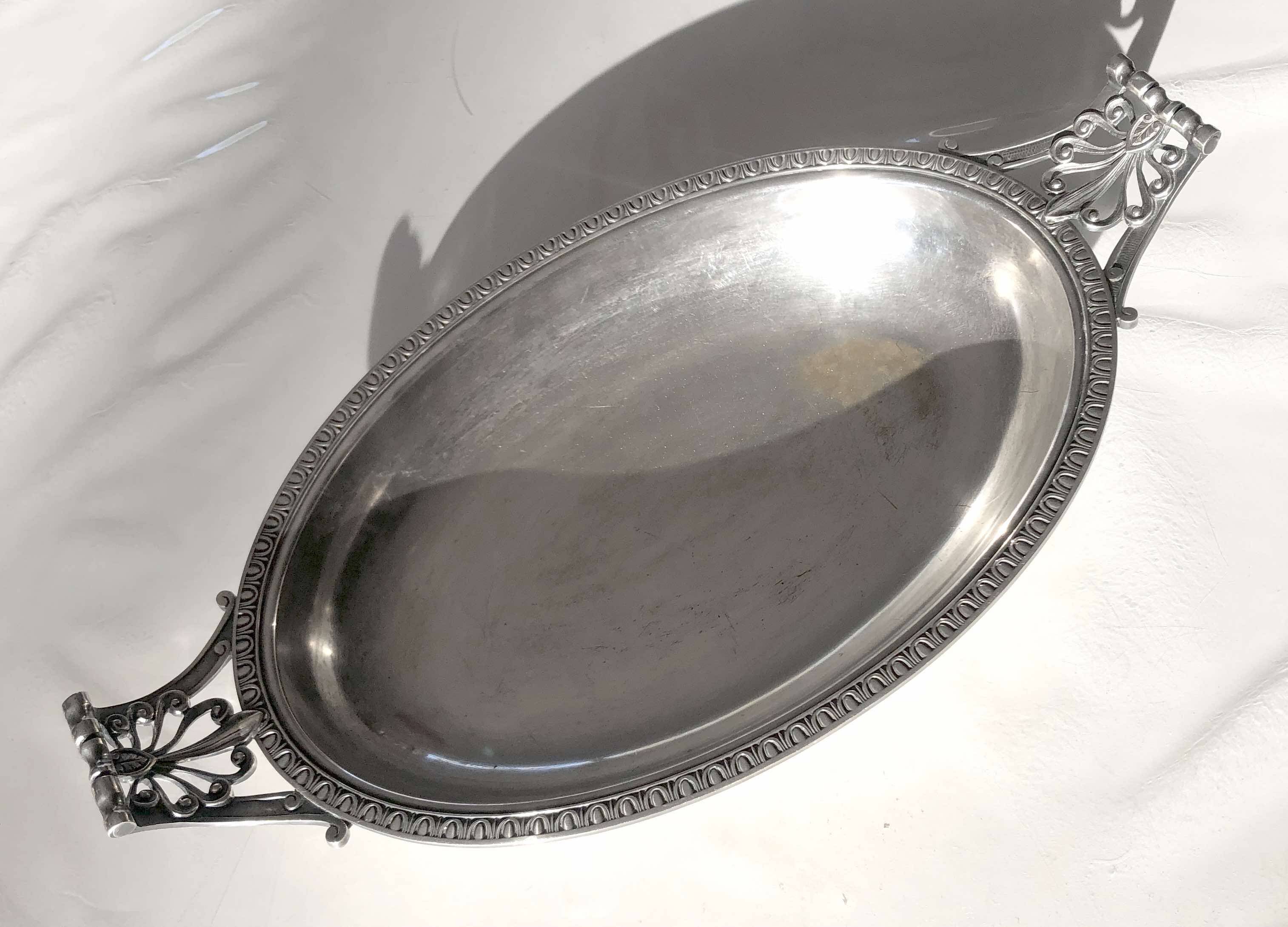 Coupe à fruits, corbeille à pain en métal argenté