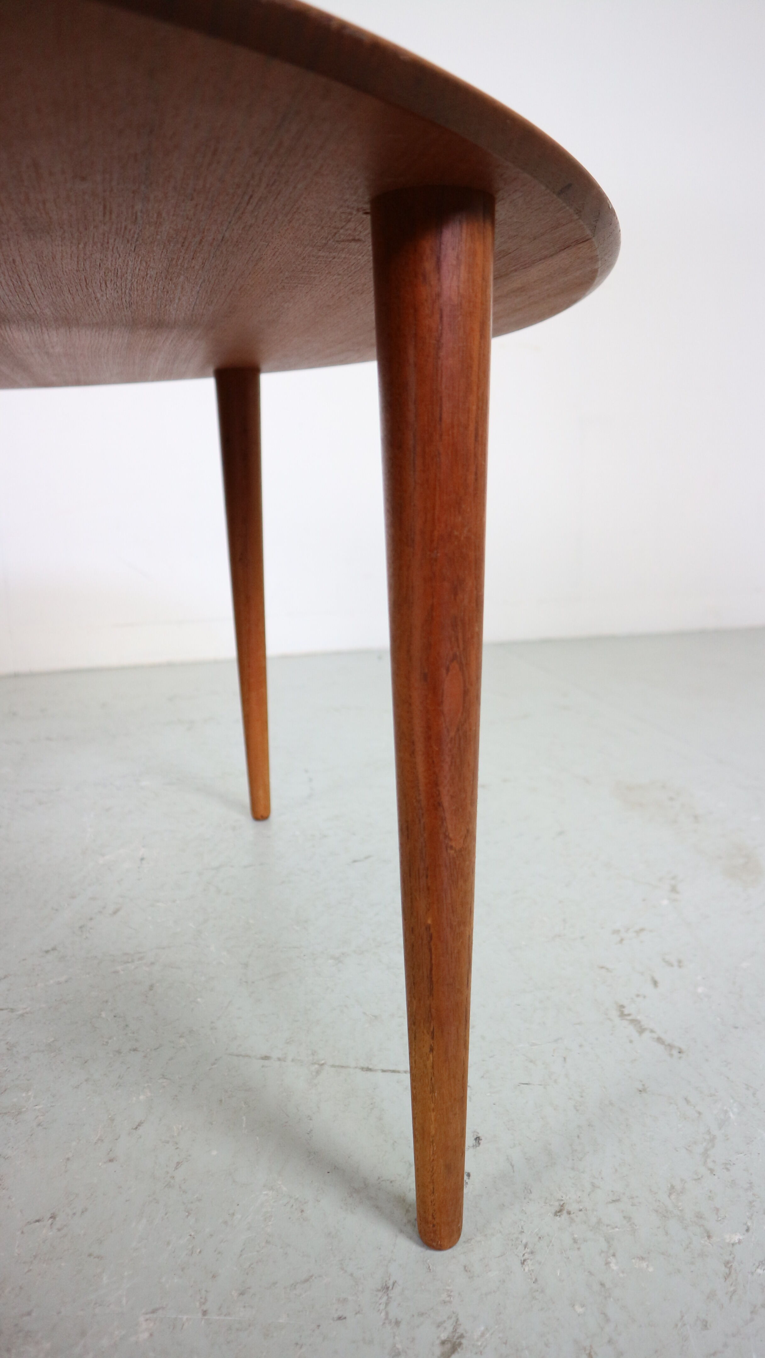 Peter Hvidt& Orla Mølgaard Nielsen Teak Round Coffee Table for France& Son, 1950