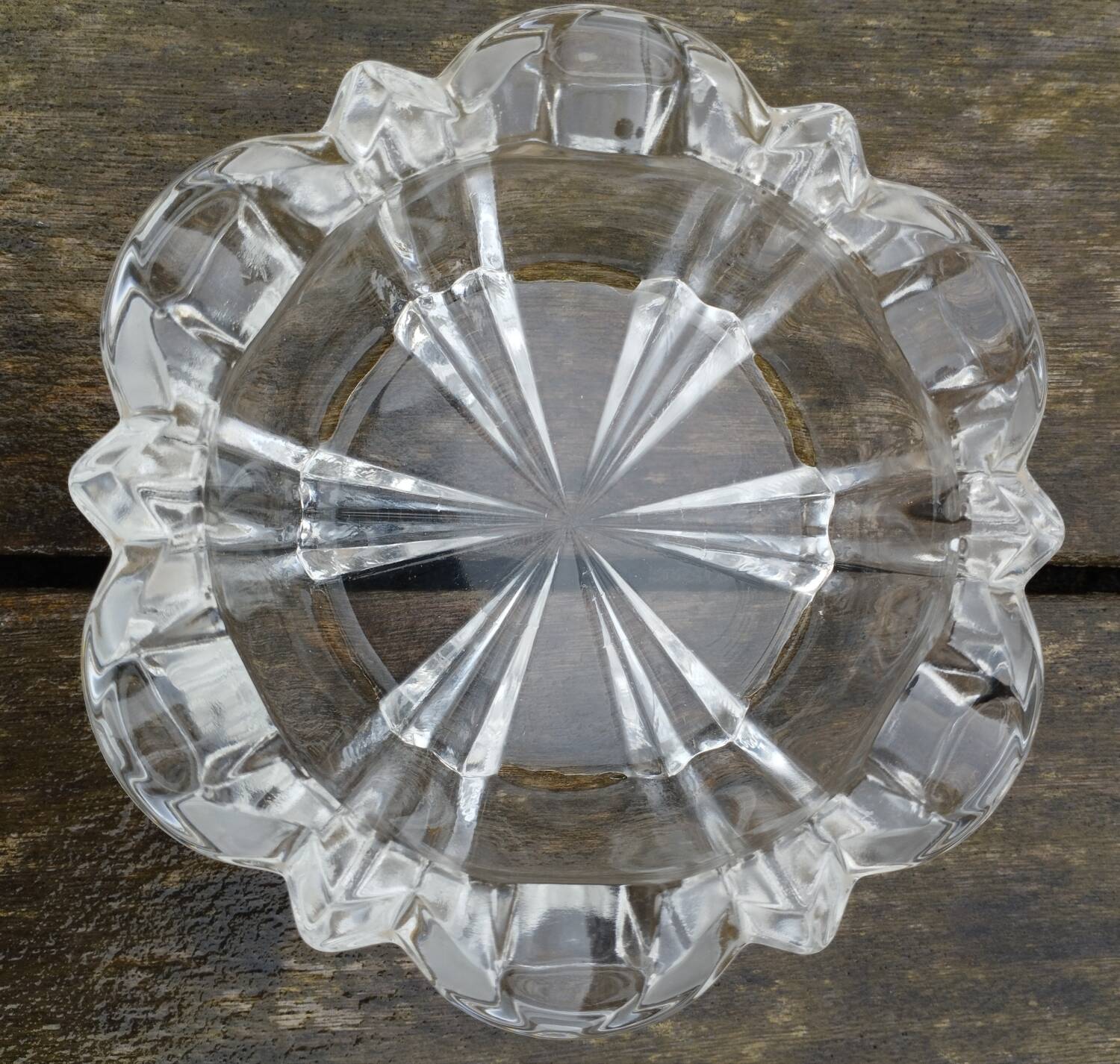 Old round ashtray/empty pocket thick transparent glass, 70s