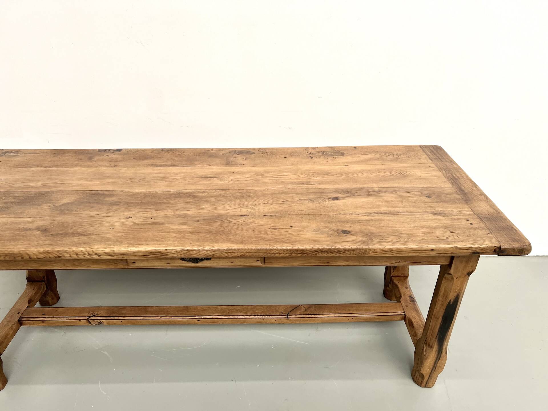 Table de ferme XIXe siècle en chêne et noyer