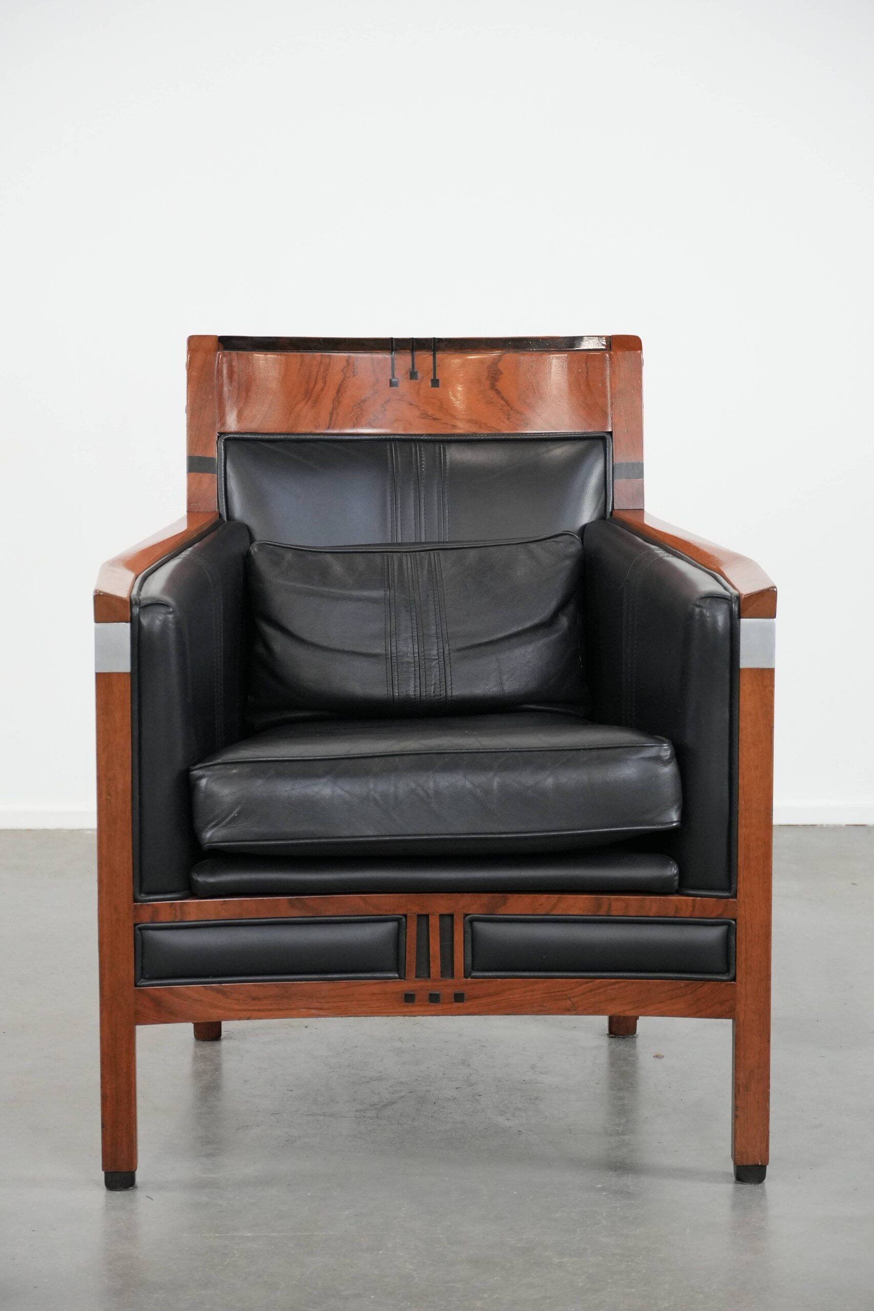 Fauteuil Art Déco en cuir noir et bois