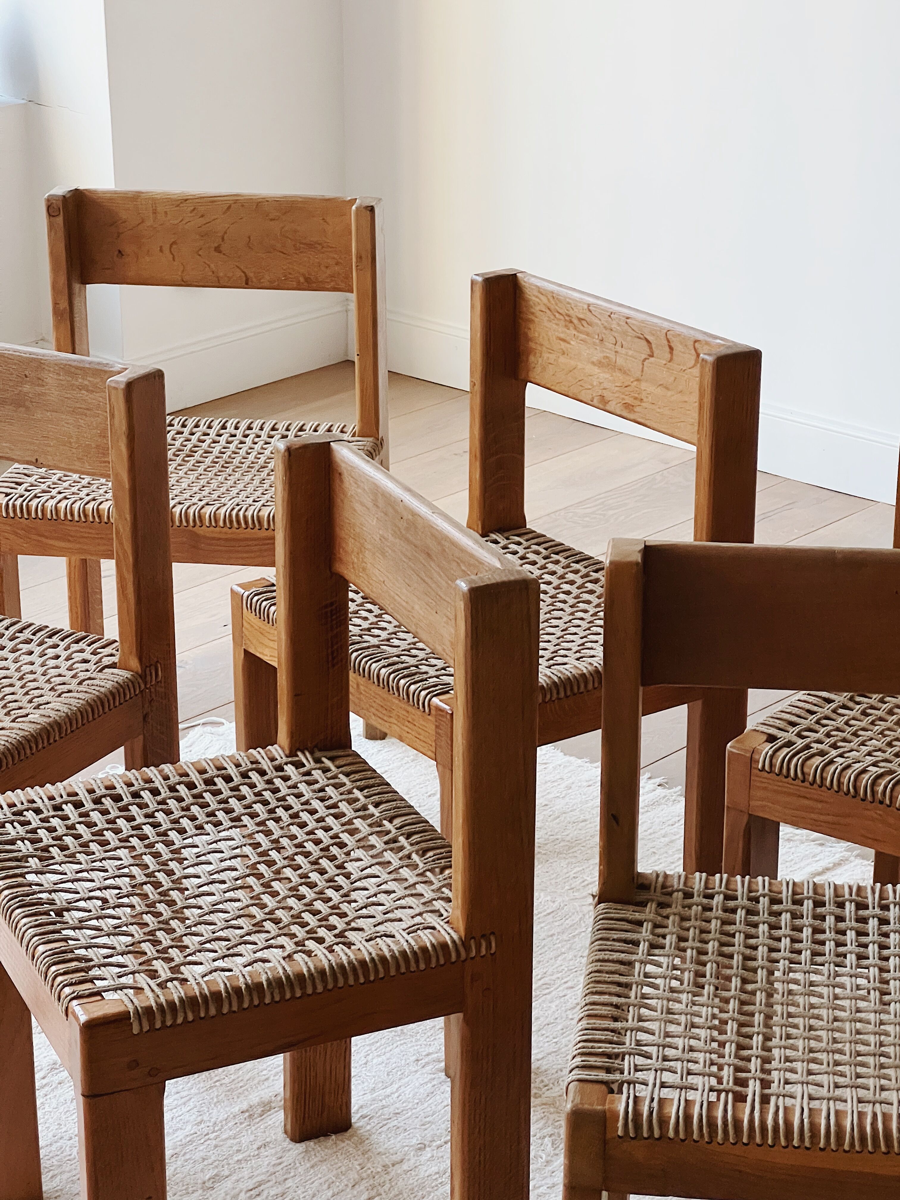 Set of 6 vintage chairs circa 60s