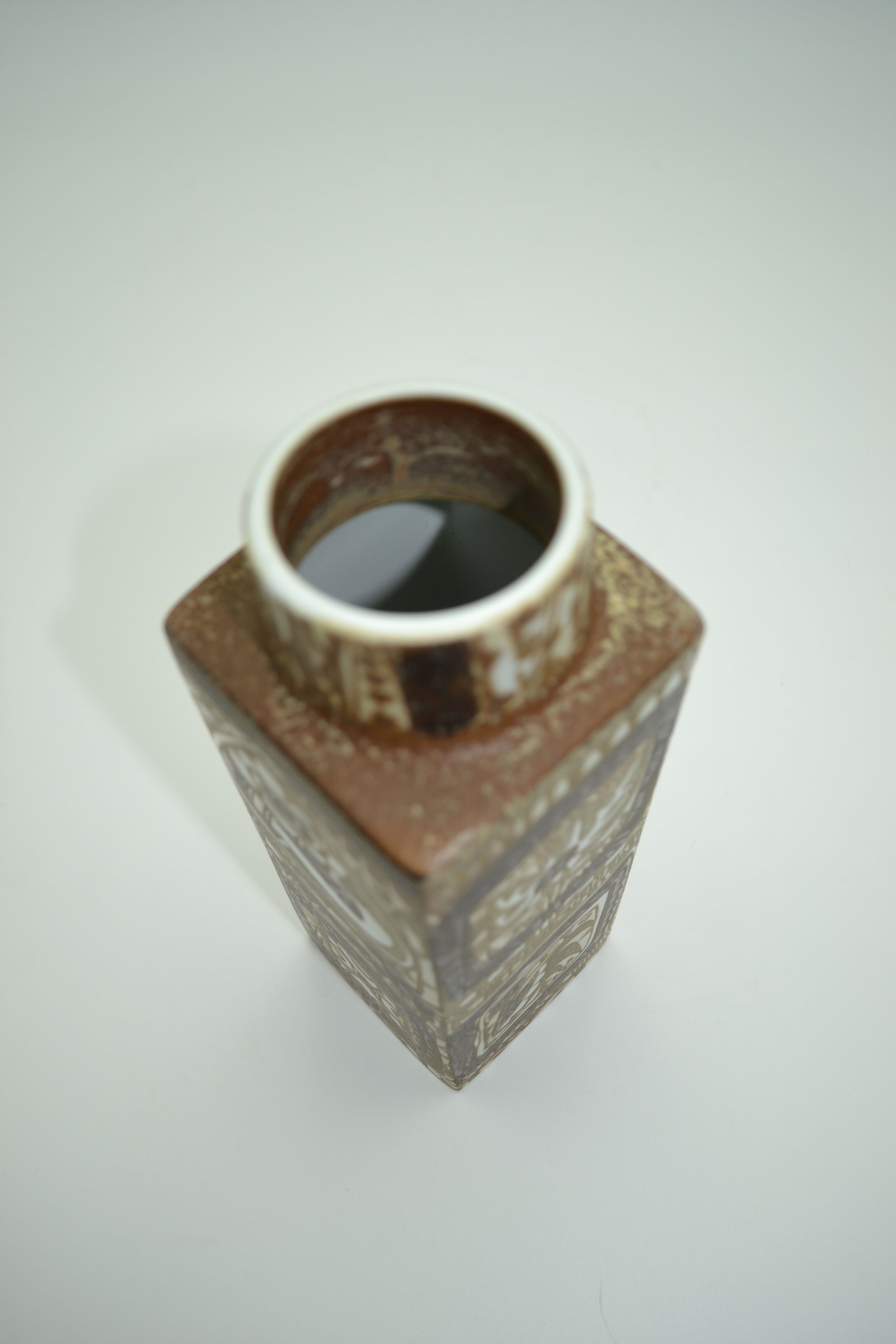 Vase in earthenware from Nils Thorsson's Baca series for Royal Copenhagen