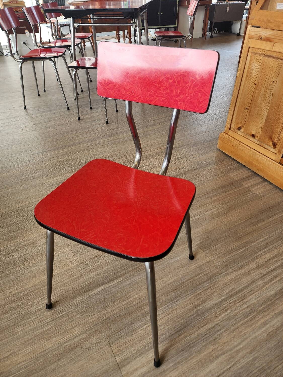 Vintage Lafague red formica set, 1 table, 6 chairs and 1 stool