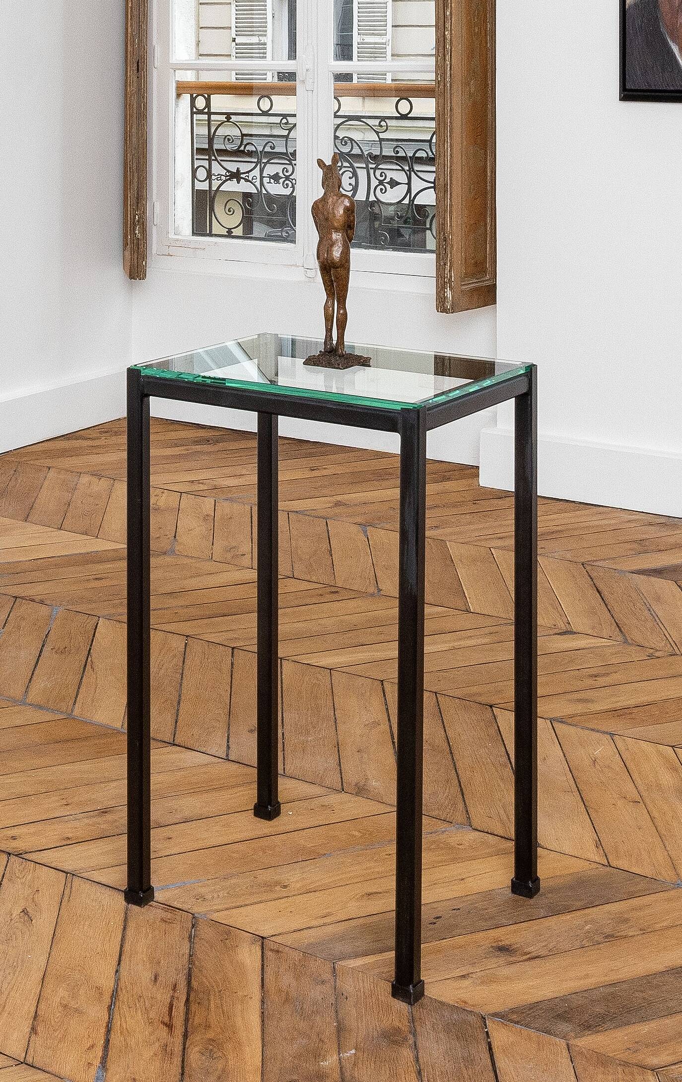 Pedestal(s)/Decorative Table(s)