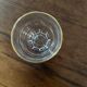 9 verres au liseré doré vintage.