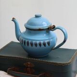 Enamel teapot
