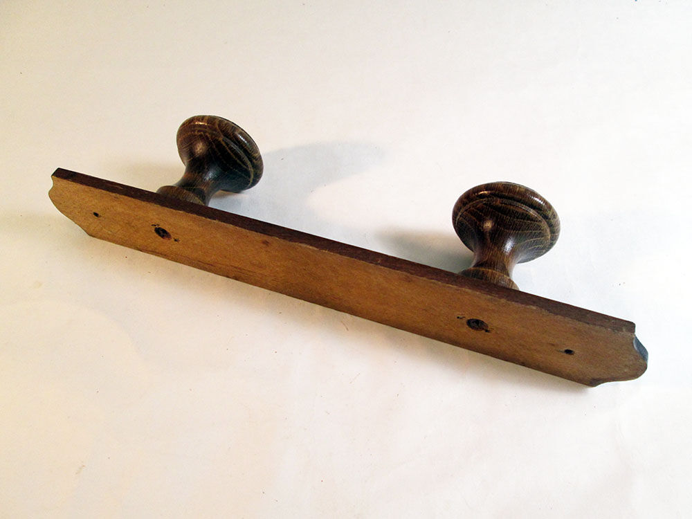 Wooden wall coat rack 2 hooks