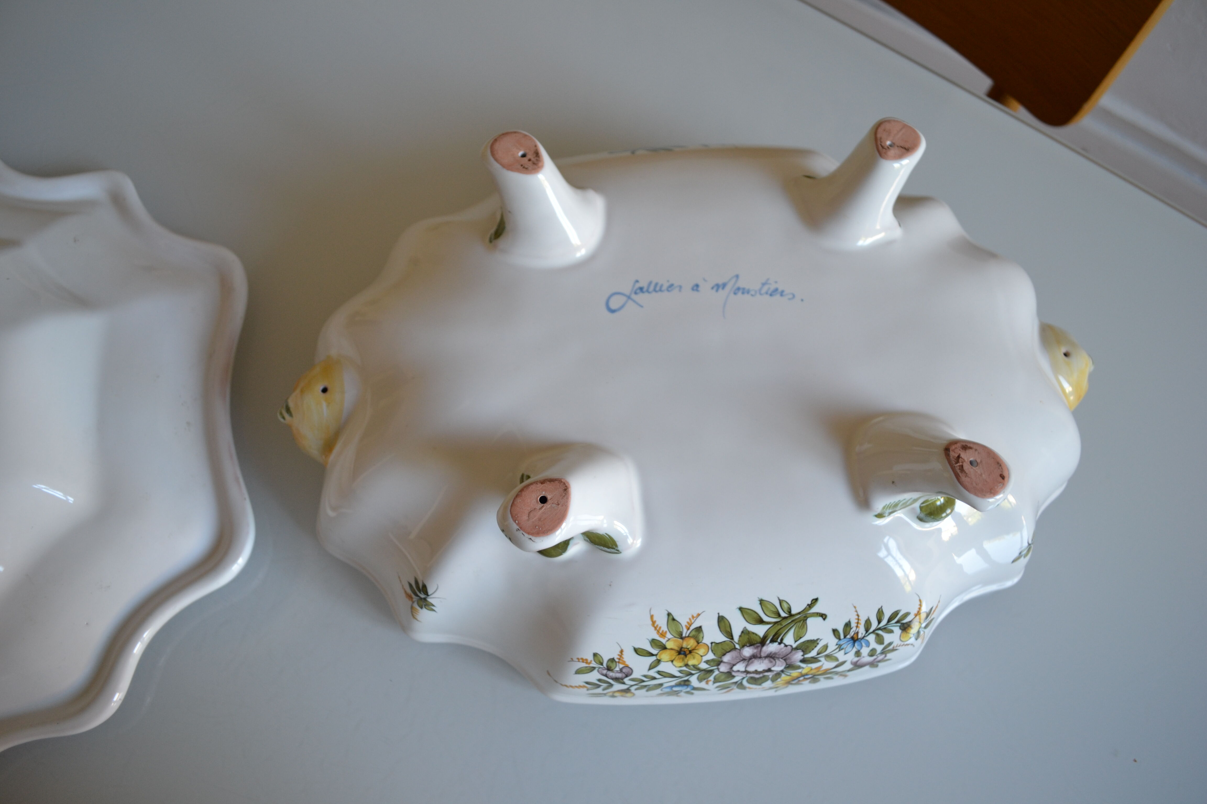 Tureen or vegetable dish in earthenware by Lallier in Moustiers