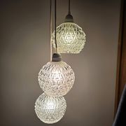 Suspension cascade three globes in cut glass vintage and pink wire