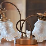 Double suspension with tulip lampshades and gold finishes