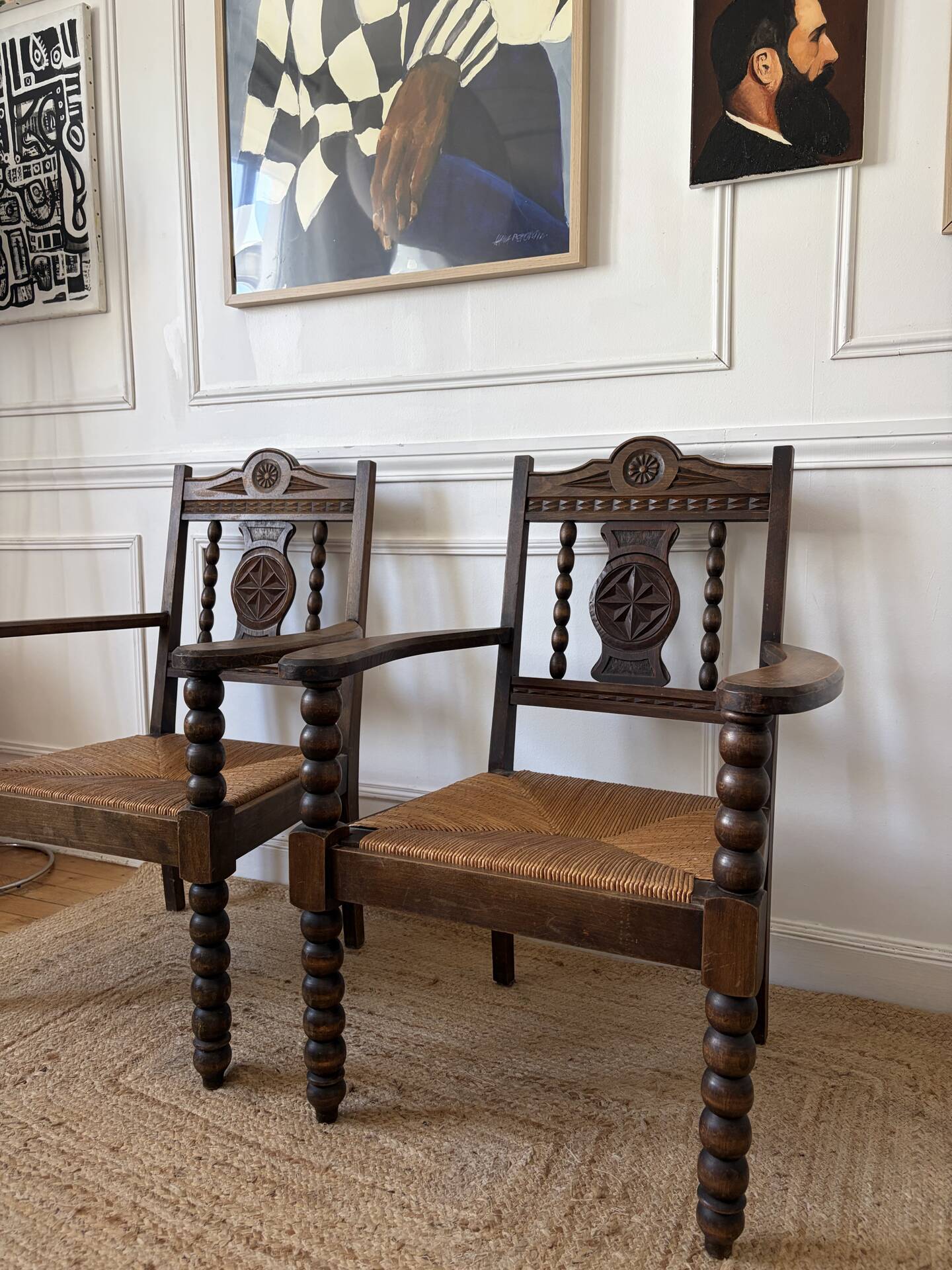 Paire de fauteuils rustiques esprit Charles Dudouyt