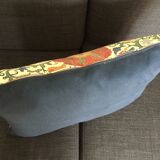 Decorative pillow case in linen and cotton  with suzani prints