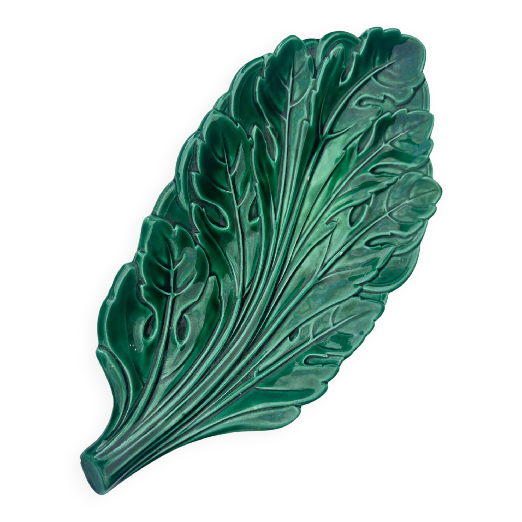 Leaf-shaped dish