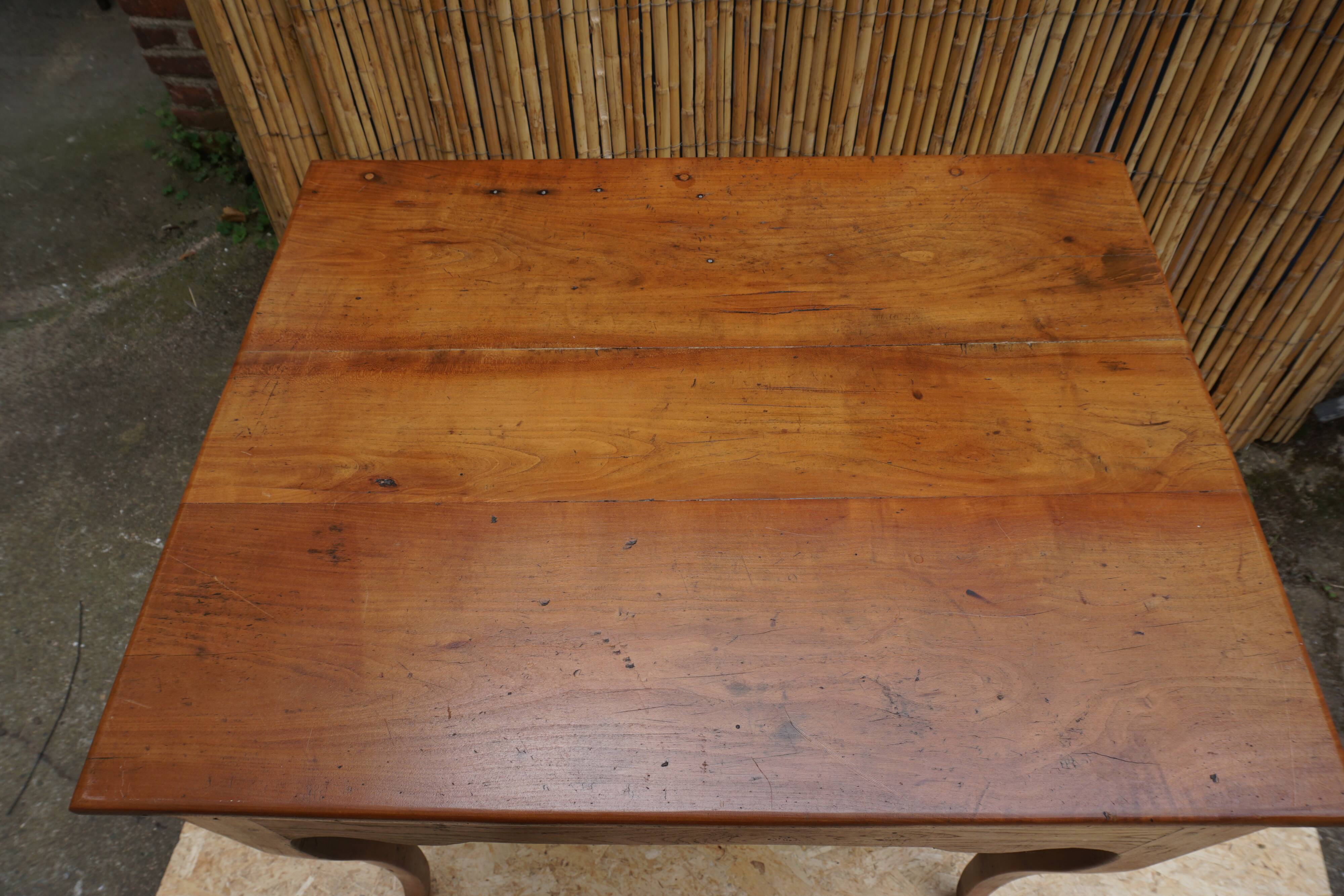 Table de taverne ou d'auberge du 18° siècle