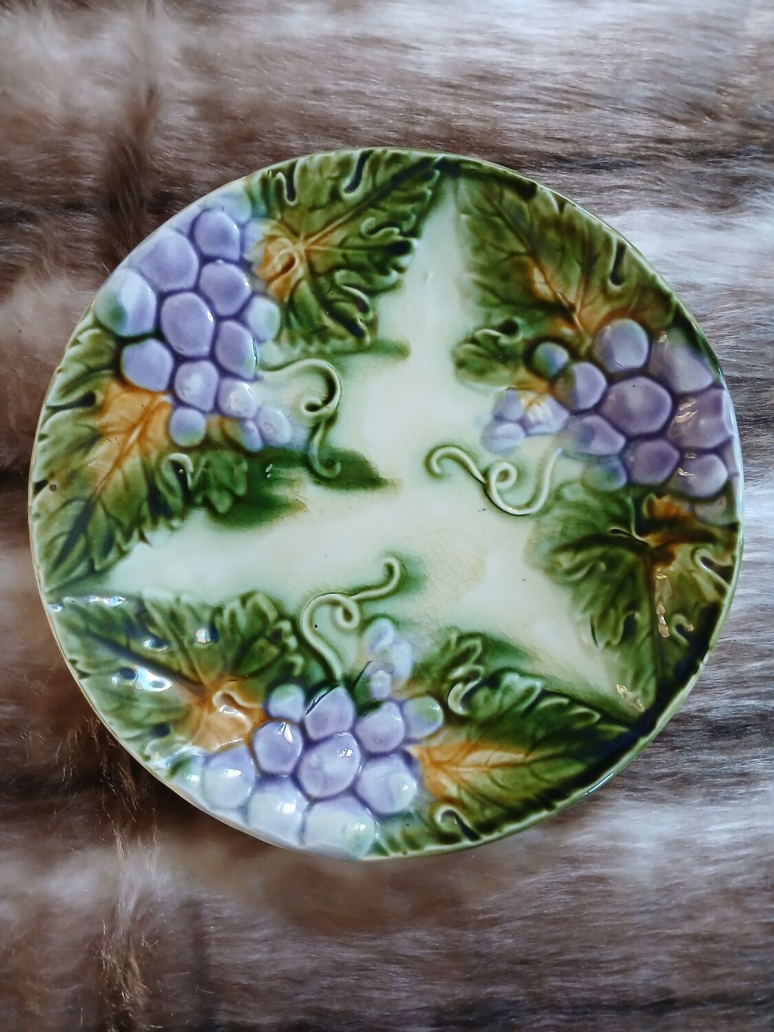 2 antique slipware plates