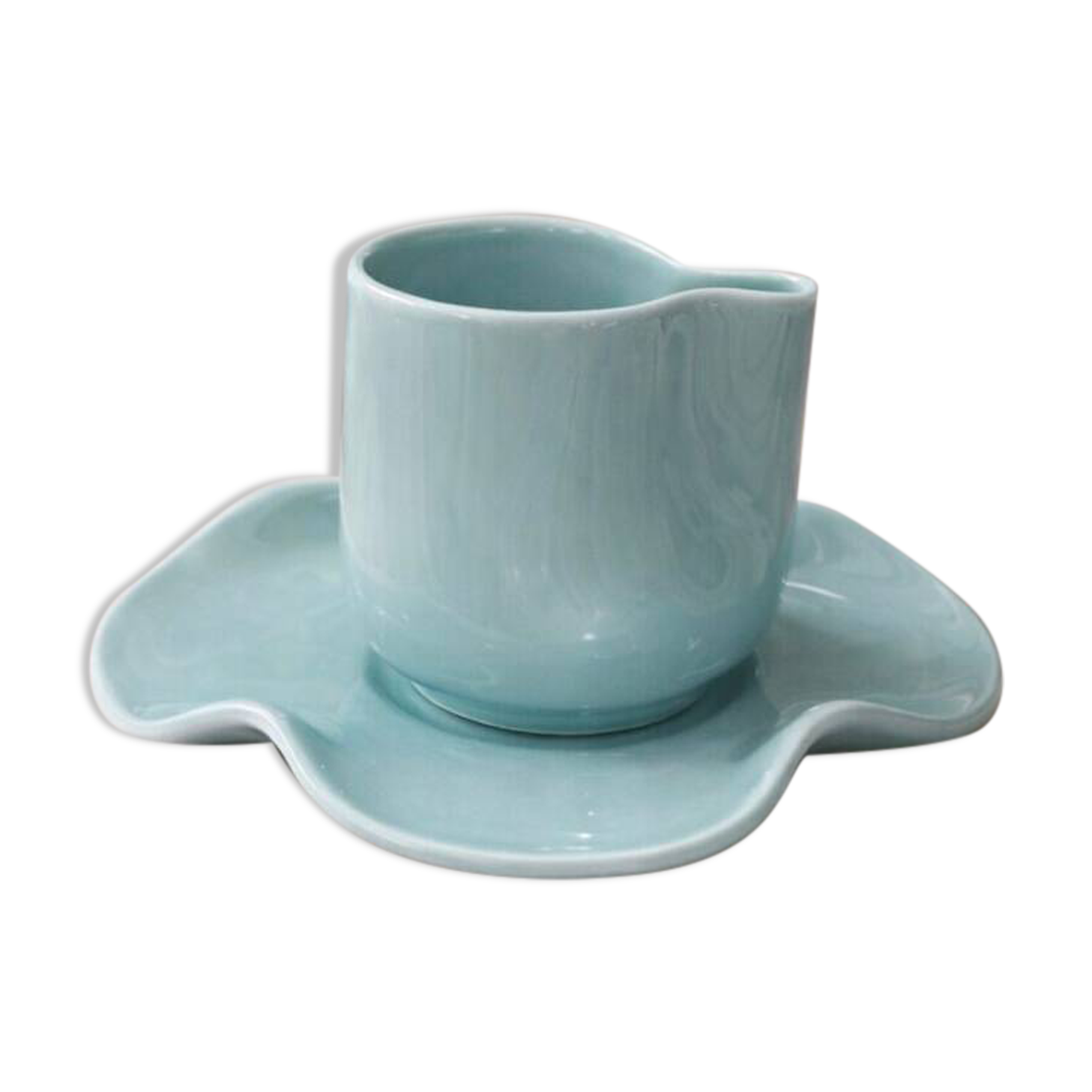 Set of wavy ceramic cup and saucer - sky blue