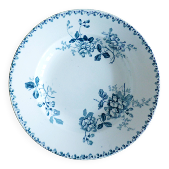 shallow dish from St Amand and Hamage model Acacia 221287