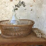 Wicker laundry pan