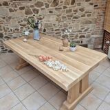Farmhouse table