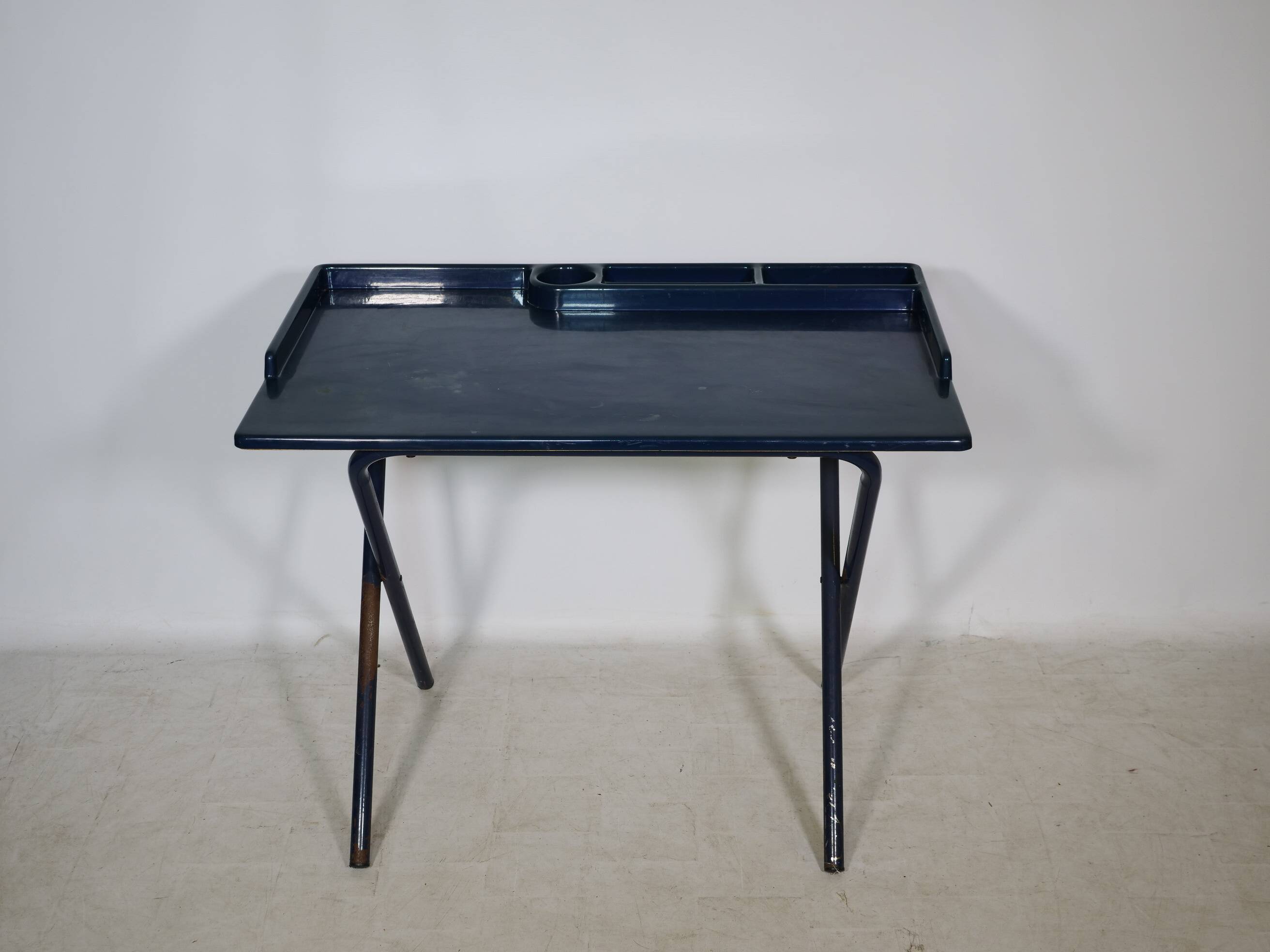 Space Age Industrial Desk in Metal, France, 1980s