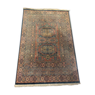 Vintage carpet 173x118cm