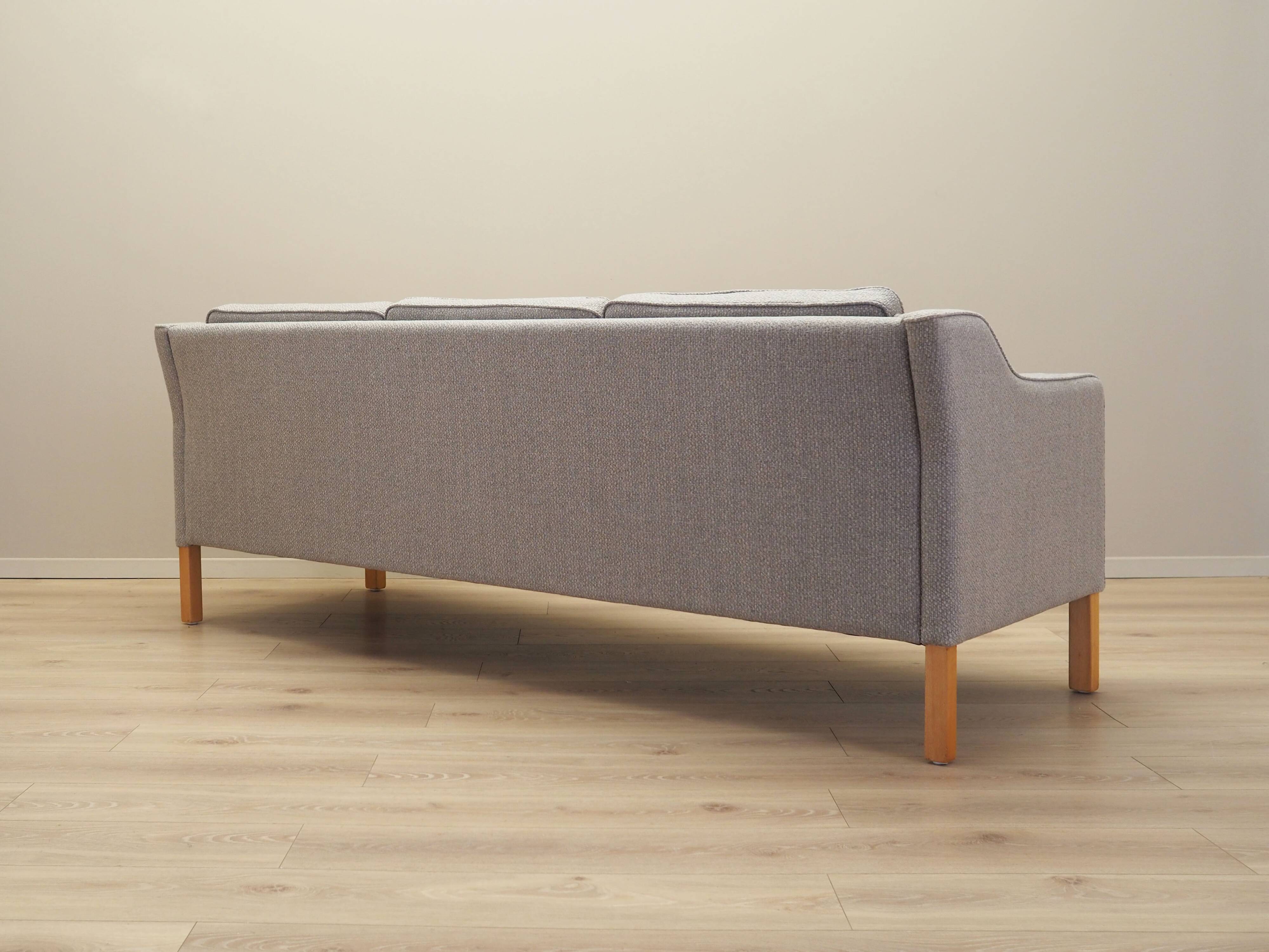 Canapé en hêtre, design danois, années 1970, production : Danemark