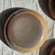 11 assiettes creuses artisanales vintage en grès mat