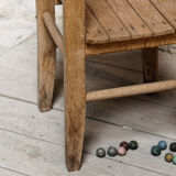 Ancienne chaise d'enfant en bois